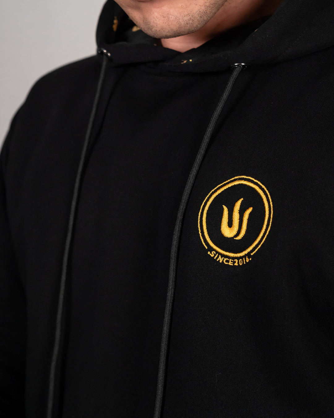 BLACK CLASSIC LOGO HOODIE – Triton Series Shop